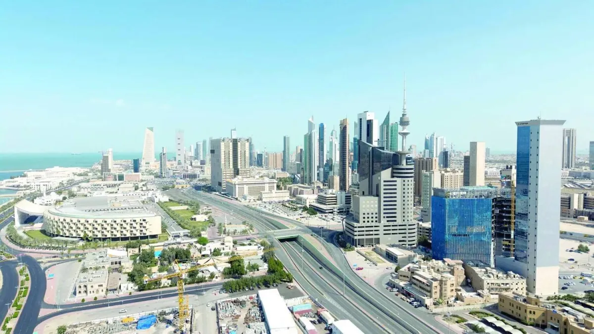الدفاعات الكويتية تصد هجمات إيرانية لليوم الثاني على التوالي